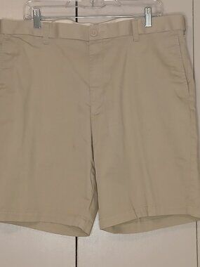 Dockers Men's 36 Tan Flat Front Golf Shorts (1032E23)